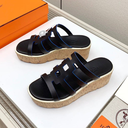 ISABELLA 30 SANDAL IN BLACK CALFSKIN - 34