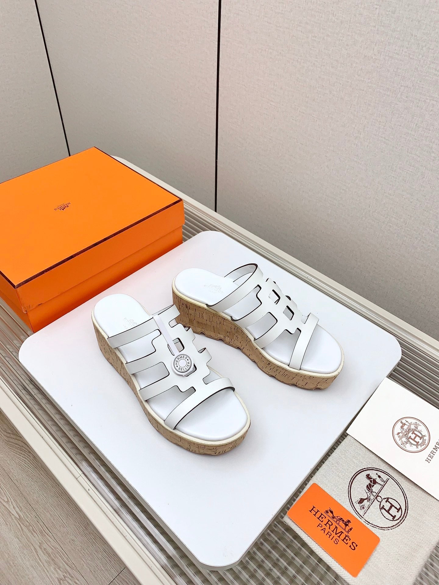 ISABELLA 30 SANDAL IN WHITE CALFSKIN - 34