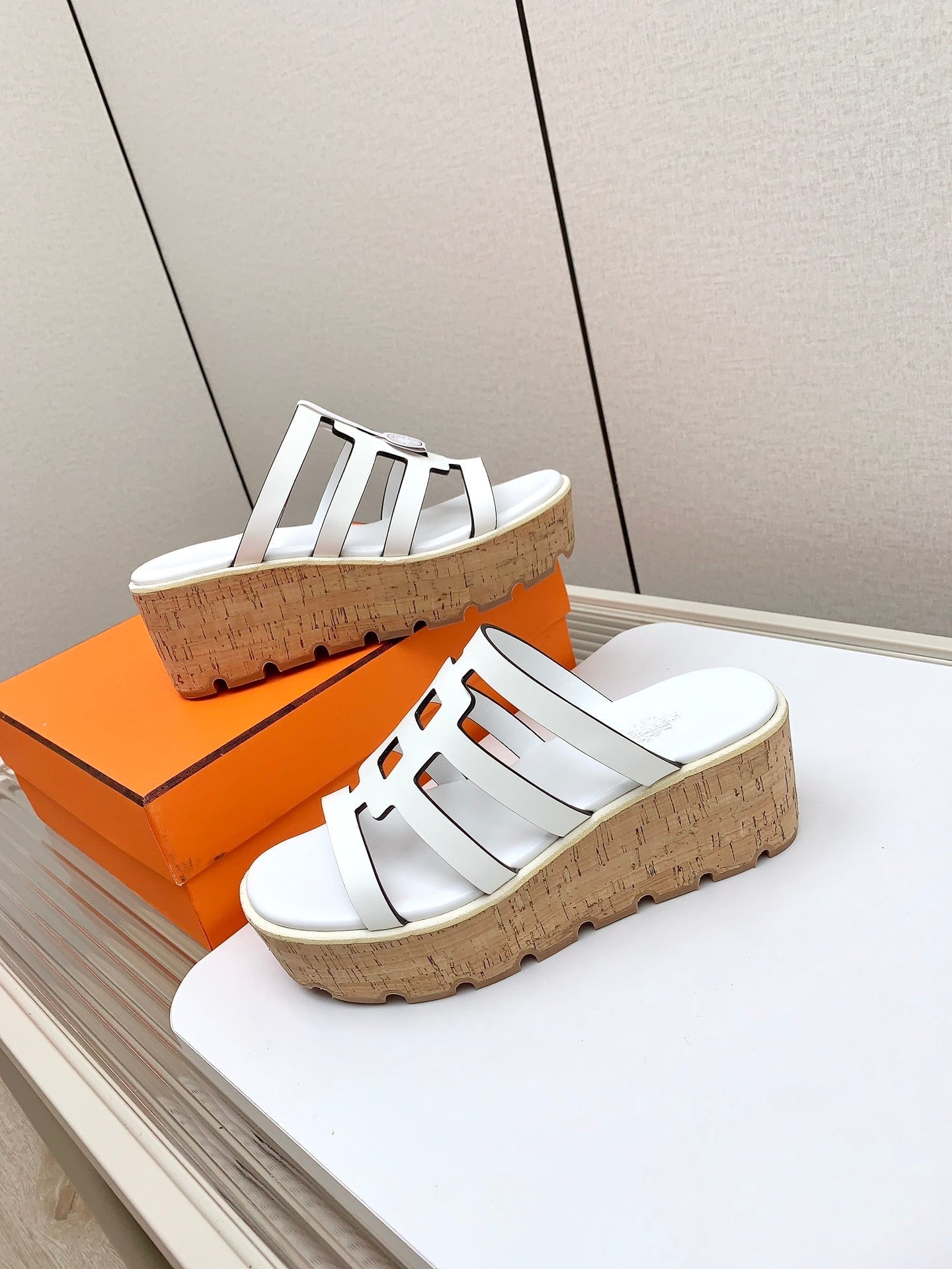 ISABELLA 30 SANDAL IN WHITE CALFSKIN - 34