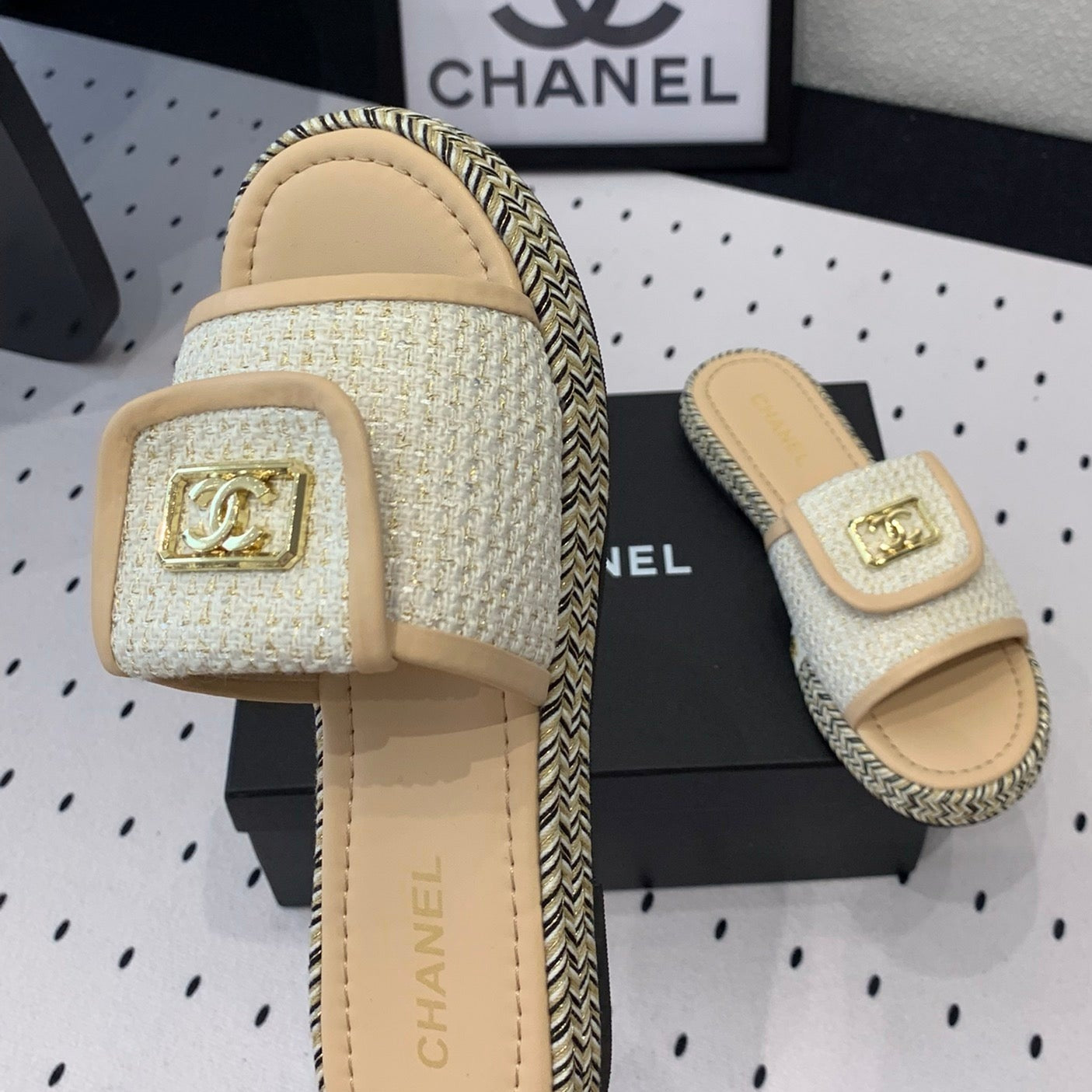 Double CC Women New Trendy Calfskin Slippers Beige Cream - 35