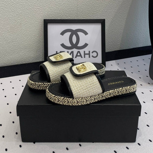 Double CC Women New Trendy Calfskin Slippers White Black - 35