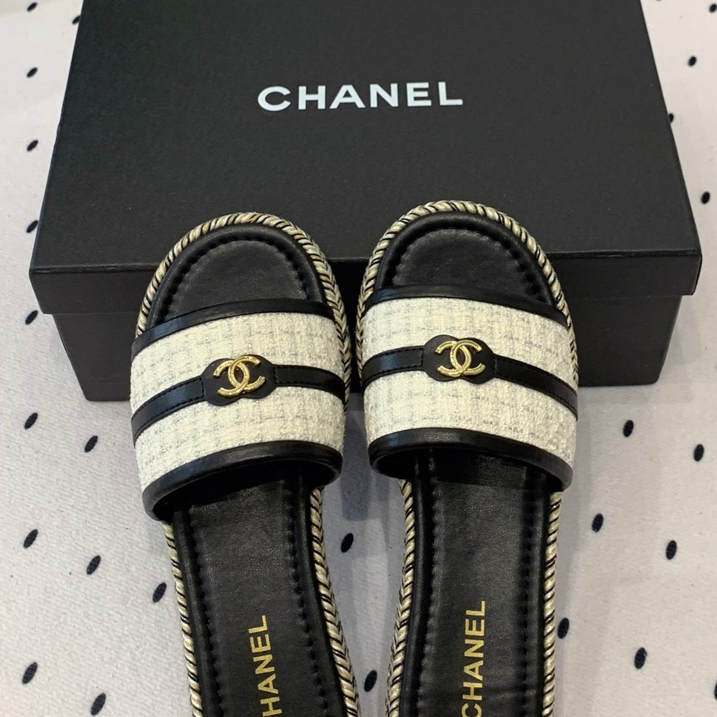 Double CC Women White Black Slippers Calfskin - 35