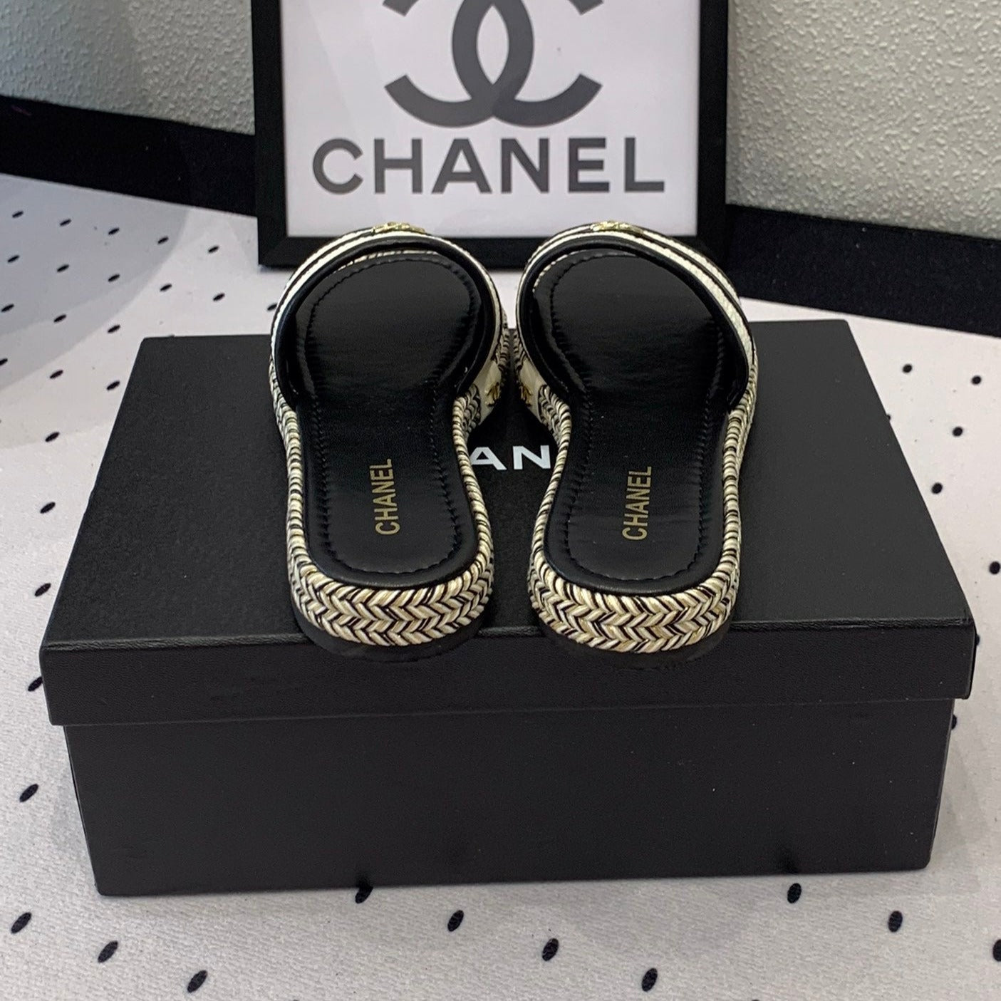 Double CC Women White Black Slippers Calfskin - 35