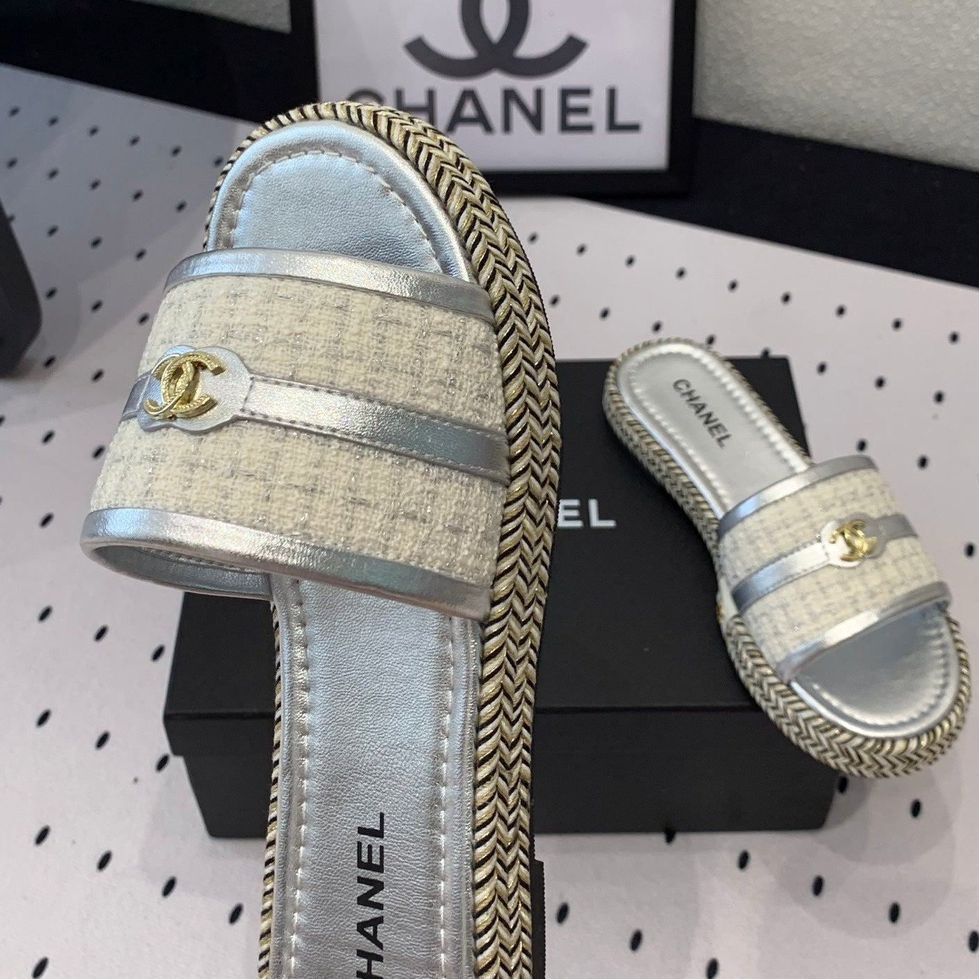 Double CC Women Silver Slippers Calfskin - 35