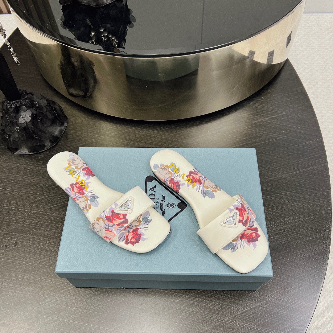 PRA PRINTED SLIDES SLIPPERS WHITE SATIN - 35