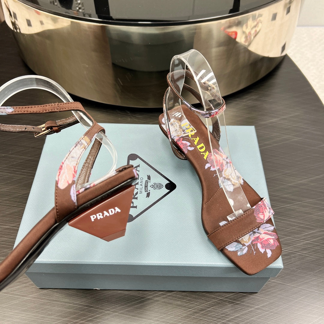 PRA TRIANGLE HEEL FLOWER MOTIF SATIN SANDALS CINNAMON - 35