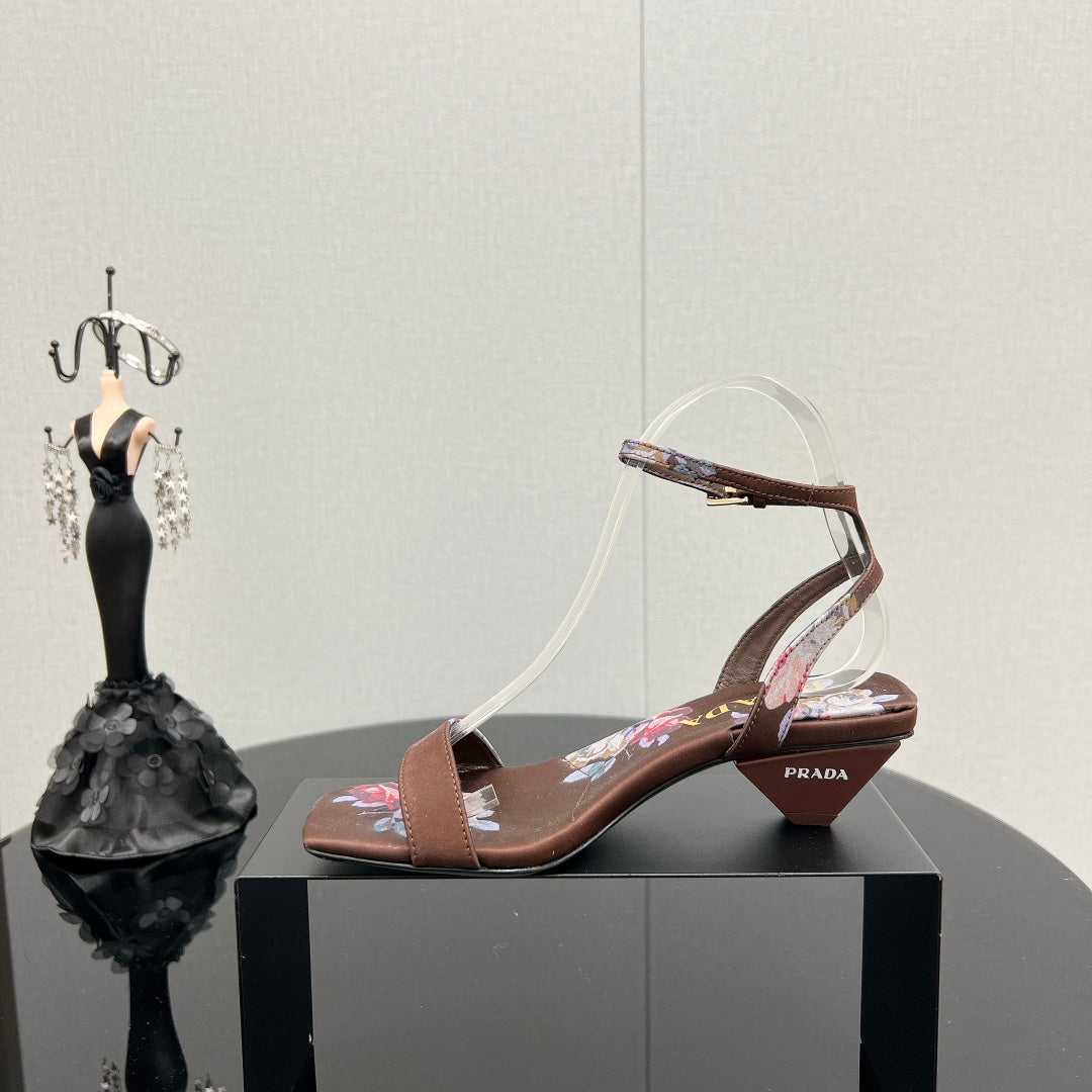 PRA TRIANGLE HEEL FLOWER MOTIF SATIN SANDALS CINNAMON - 35