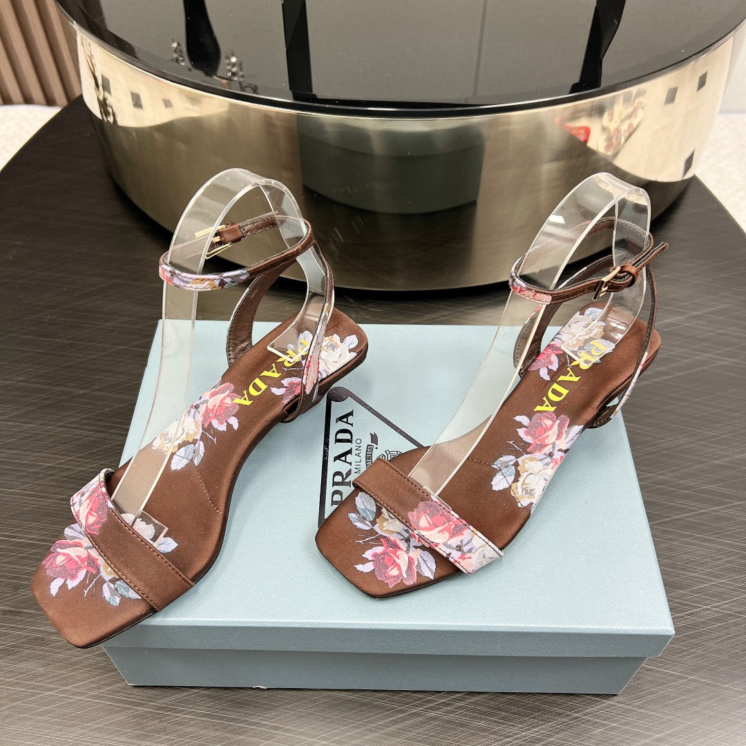 PRA TRIANGLE HEEL FLOWER MOTIF SATIN SANDALS CINNAMON - 35