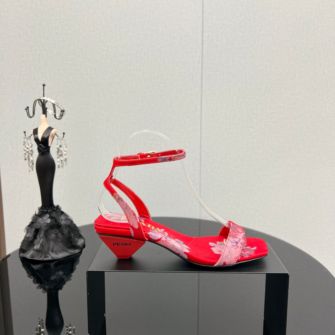 PRA TRIANGLE HEEL FLOWER MOTIF SATIN SANDALS RED - 35