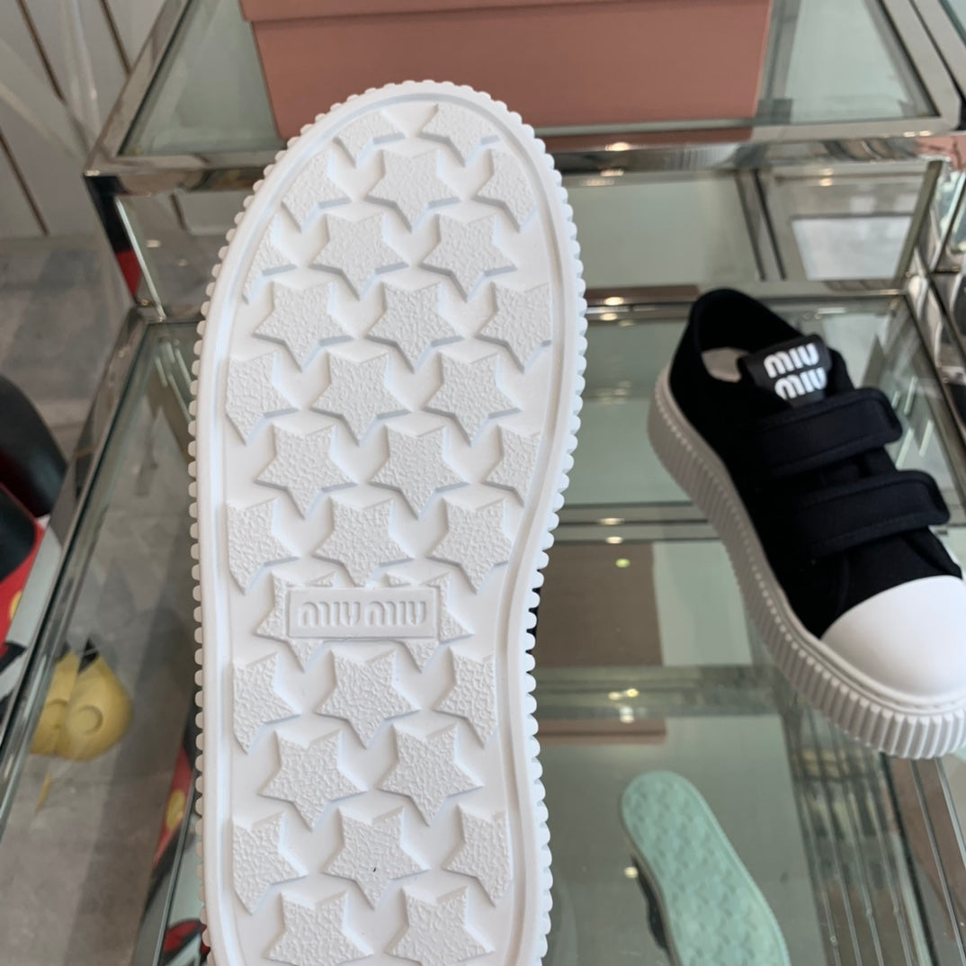 Thick-Soled Denim Sneakers Black and White - 35
