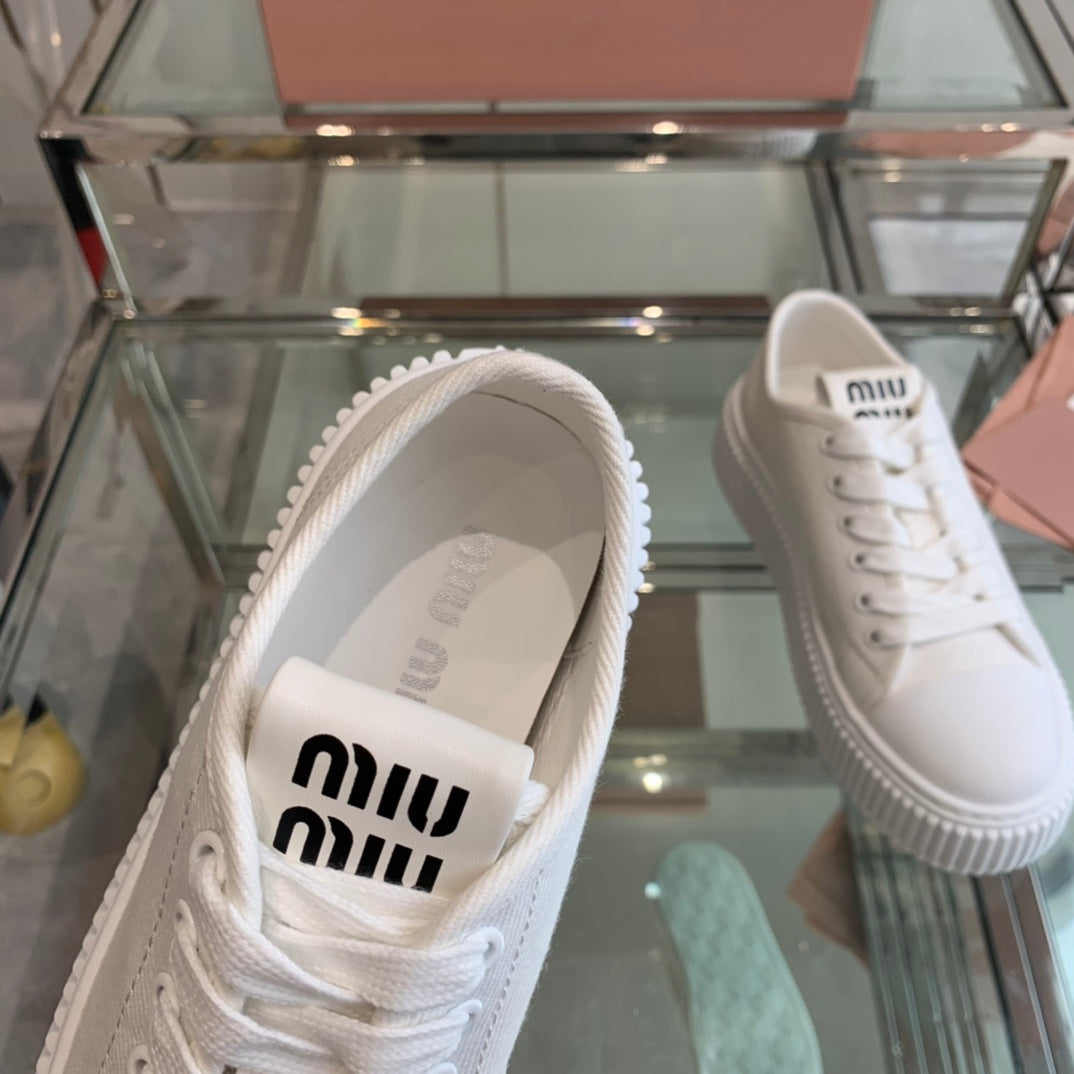 Sneakers High Sole White Canvas - 35