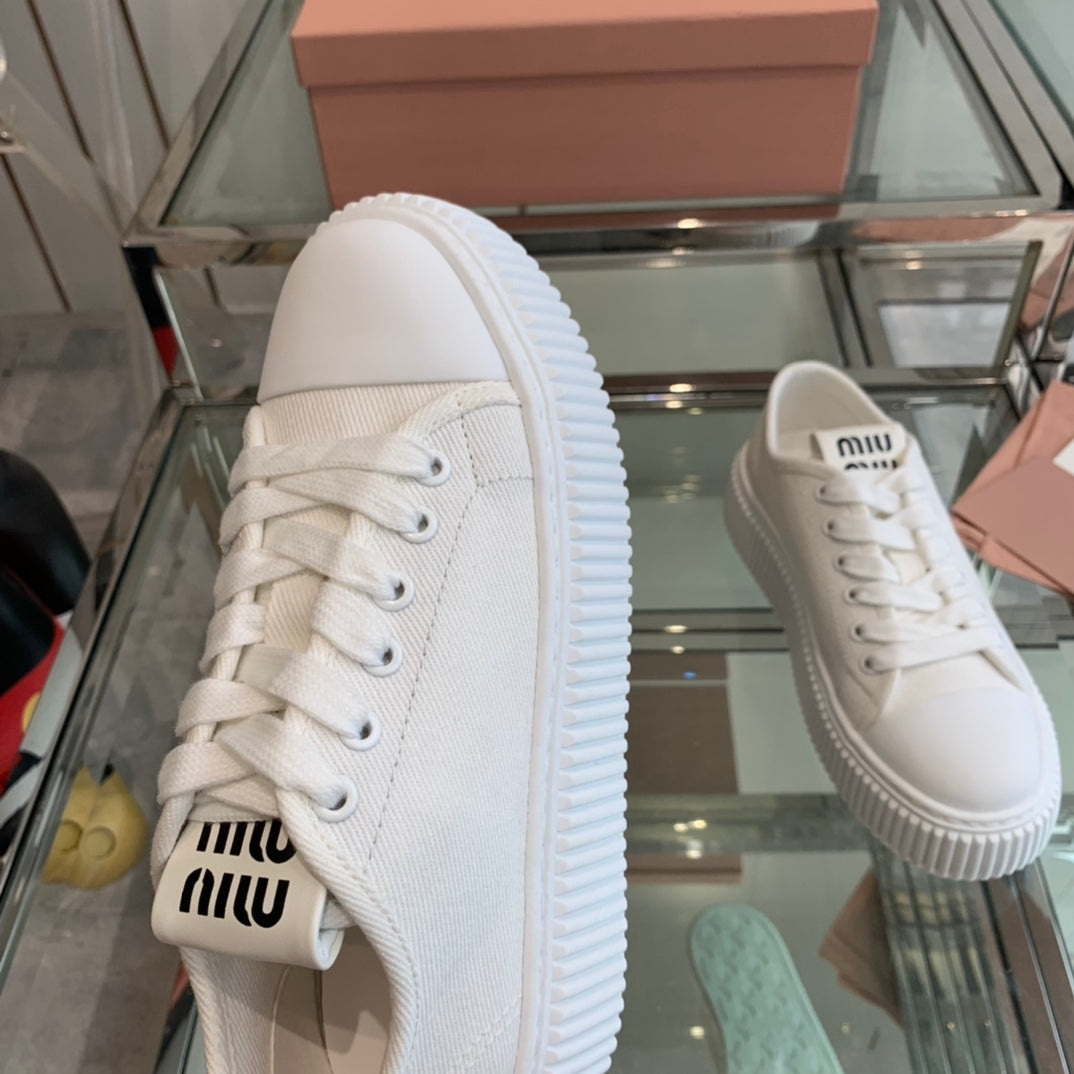 Sneakers High Sole White Canvas - 35