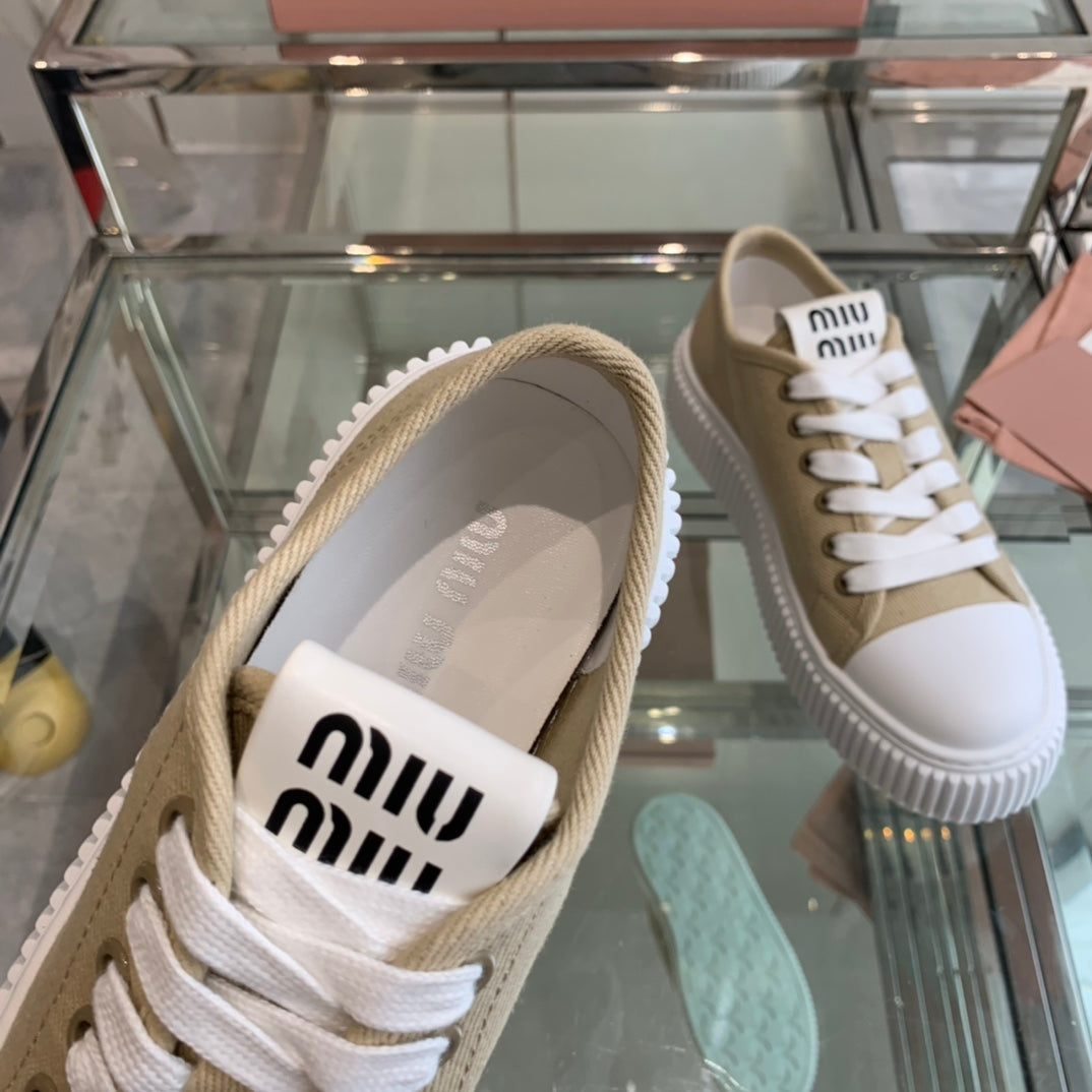 Sneakers High Sole Khaki And White Canvas - 35