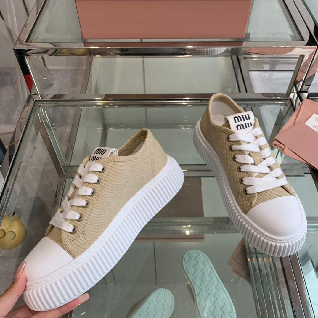 Sneakers High Sole Khaki And White Canvas - 35