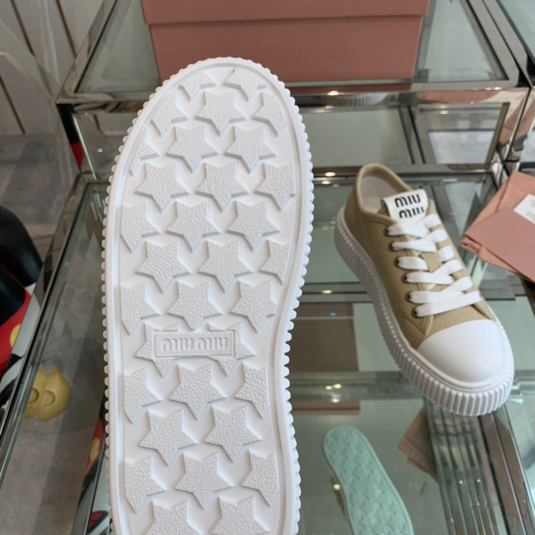 Sneakers High Sole Khaki And White Canvas - 35
