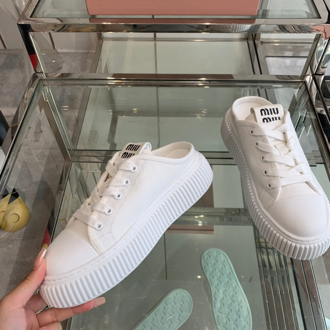 Mule Shoes White Canvas - 35