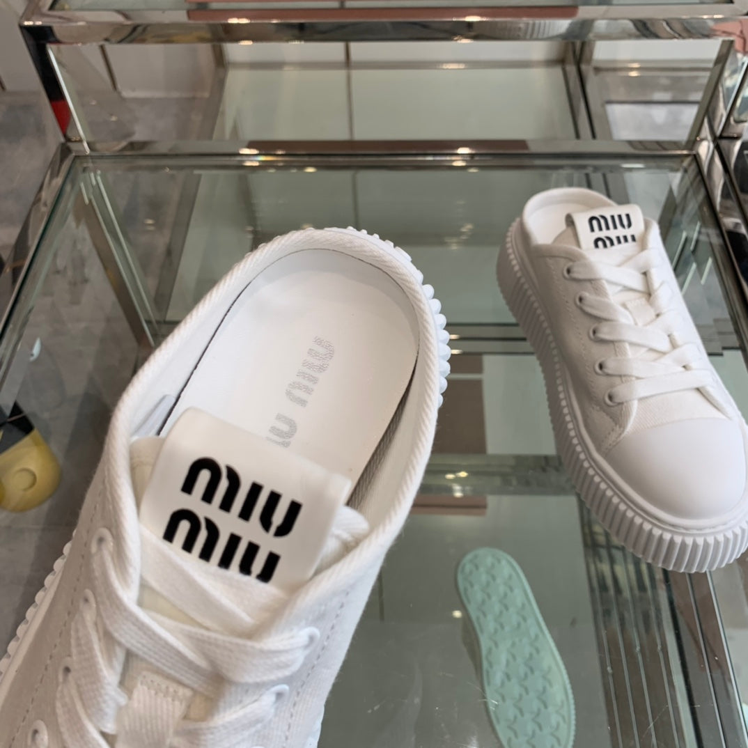 Mule Shoes White Canvas - 35