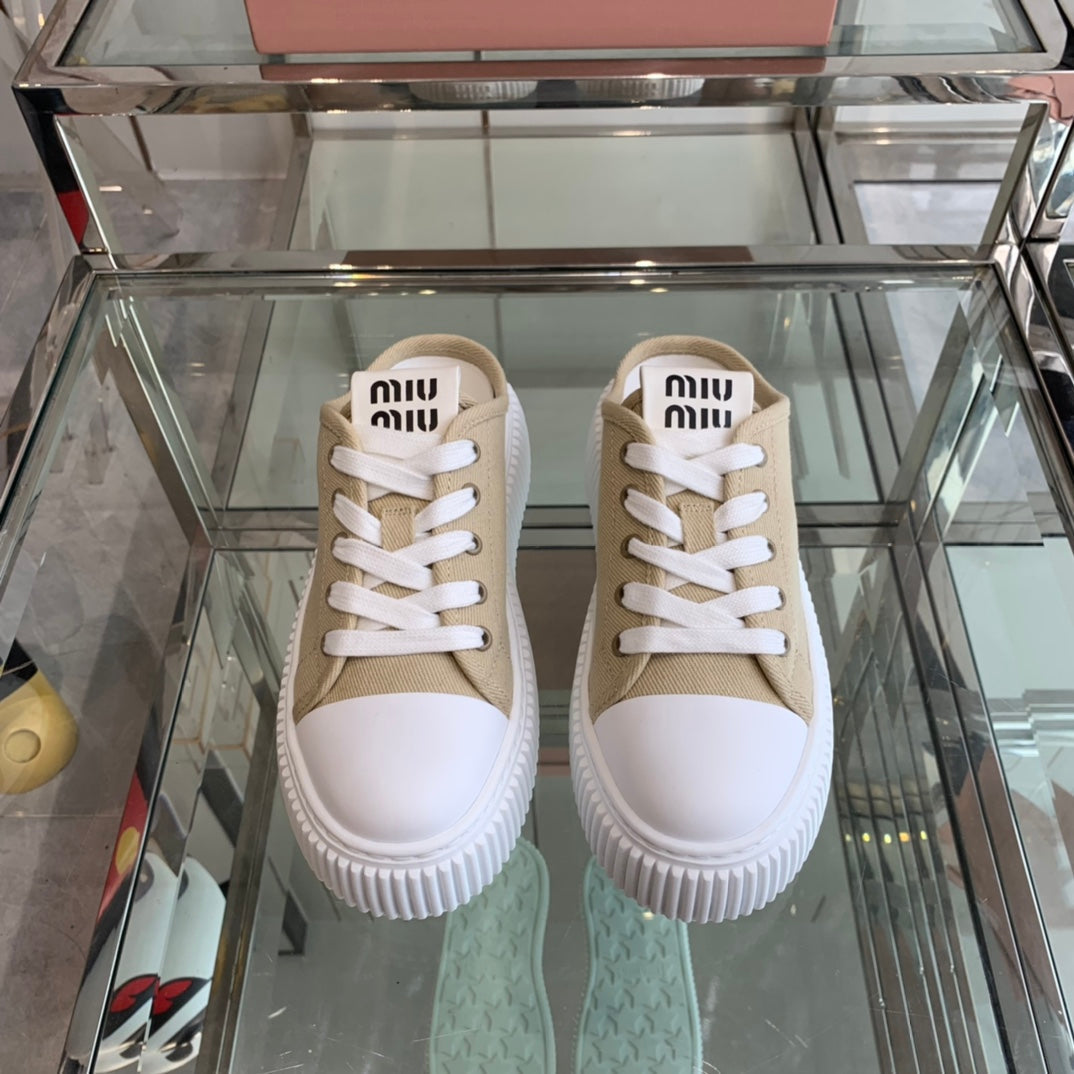 Mule Shoes Khaki And White Canvas - 35