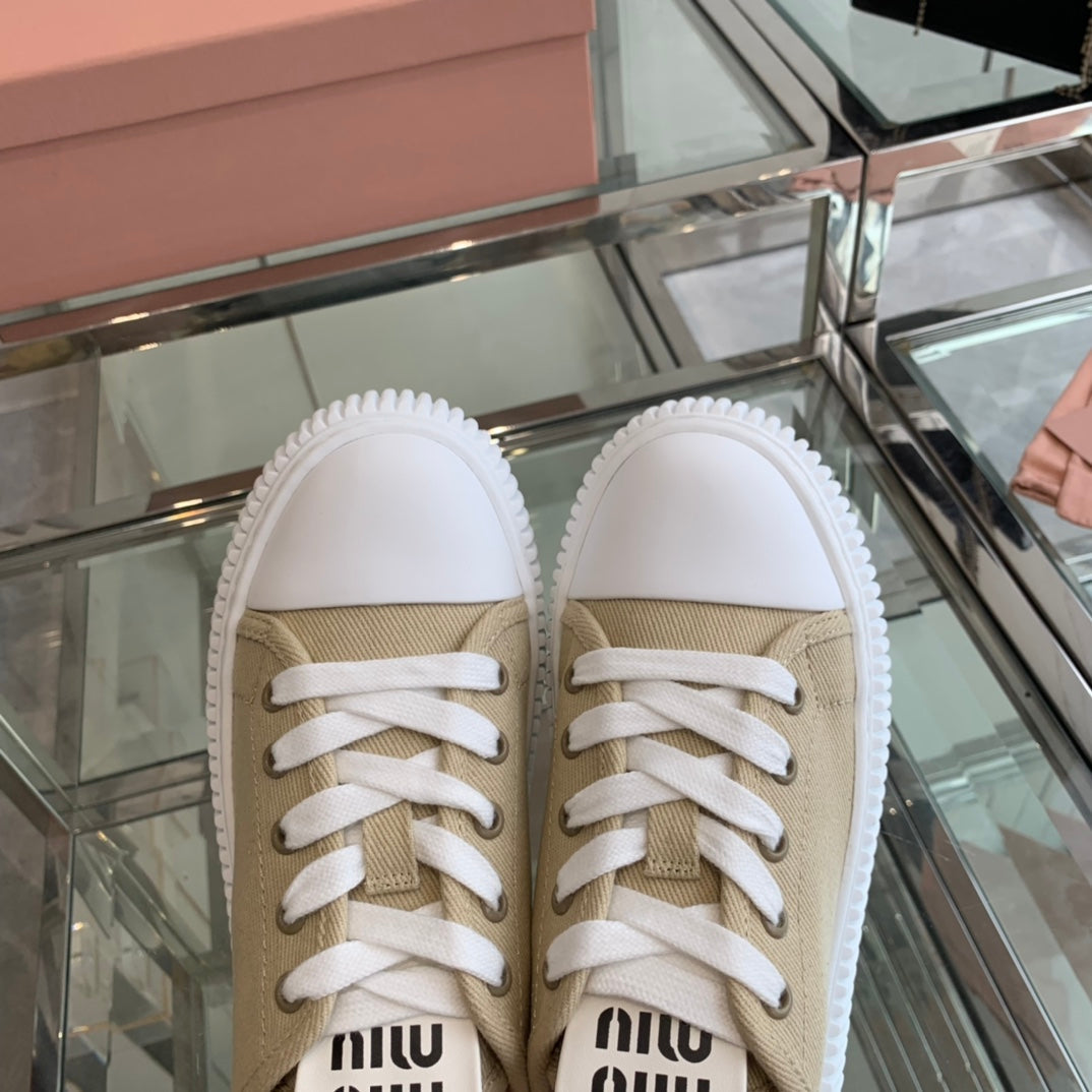 Mule Shoes Khaki And White Canvas - 35