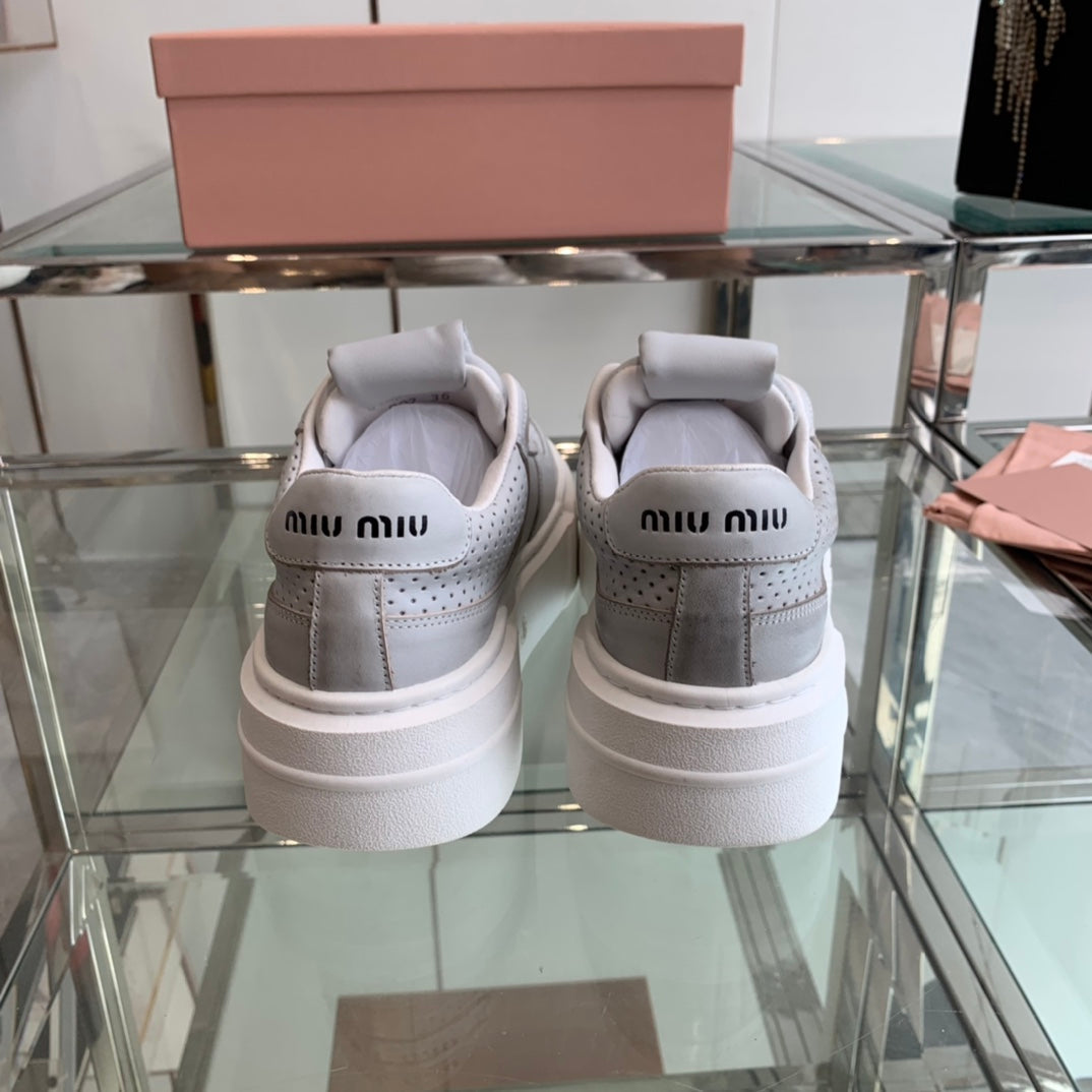 Sneakers Thick-soled Light Gray Cowhide - 35