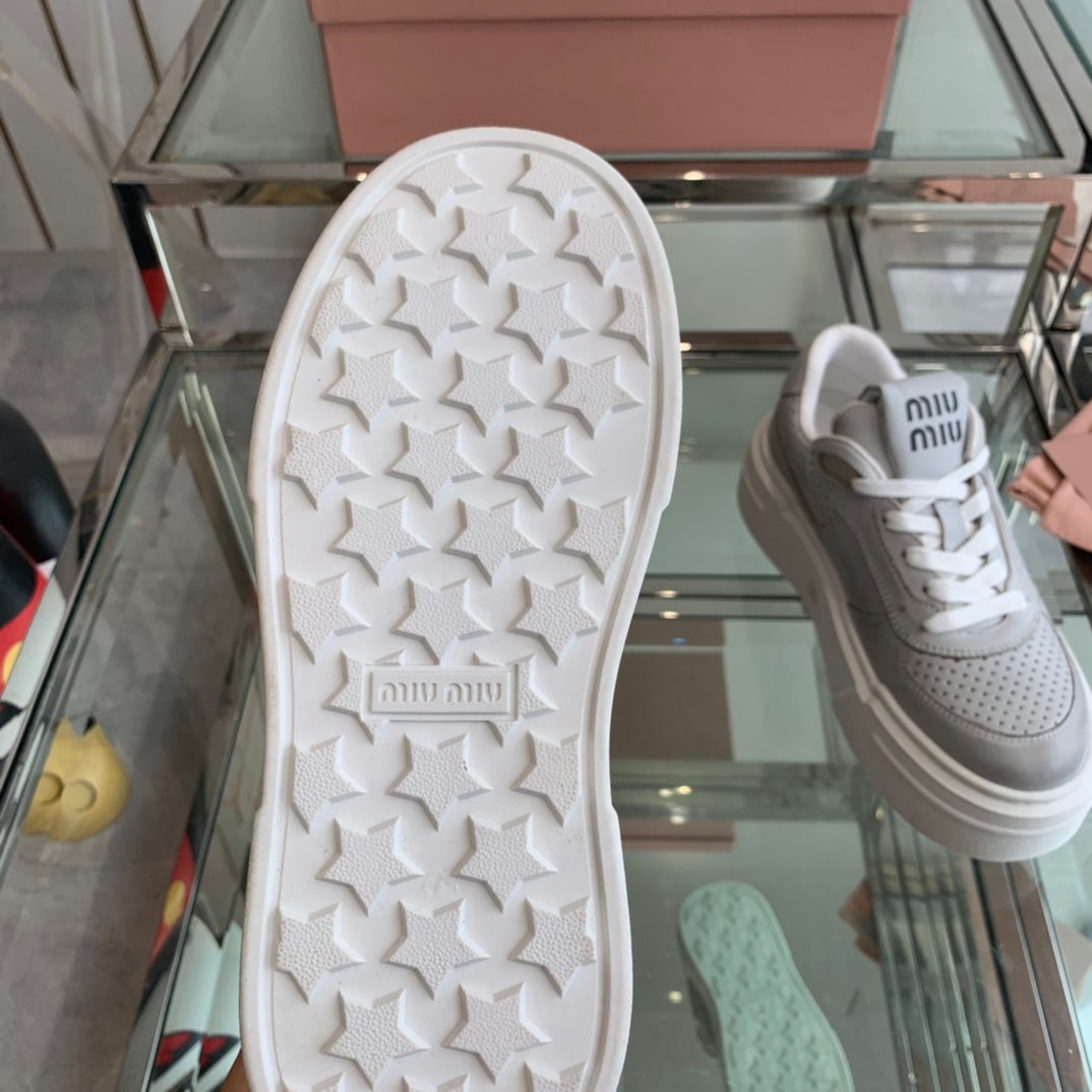 Sneakers Thick-soled Light Gray Cowhide - 35