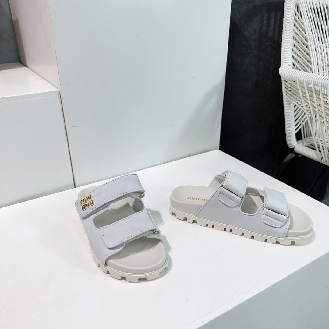 Slippers White Sheepskin With Stylized Straps - 35