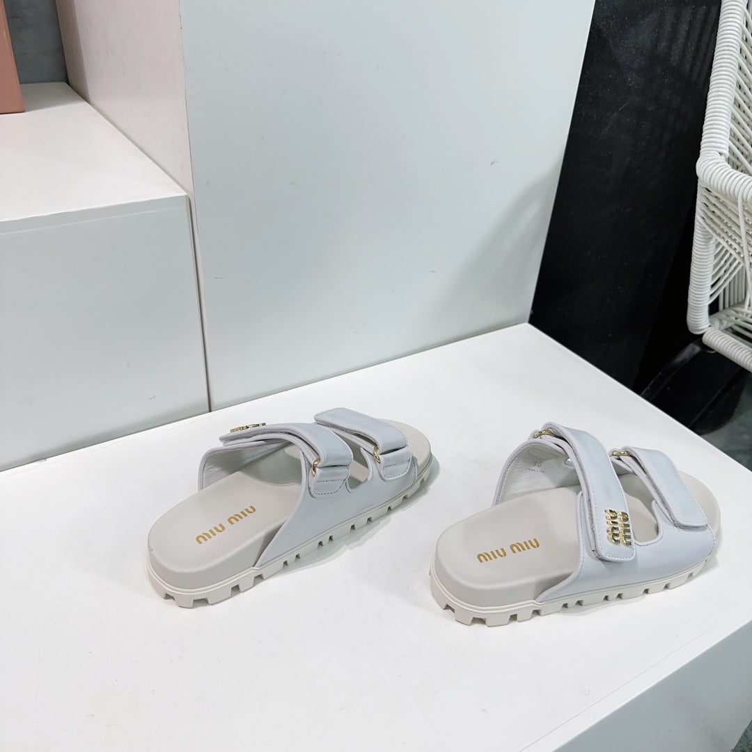 Slippers White Sheepskin With Stylized Straps - 35