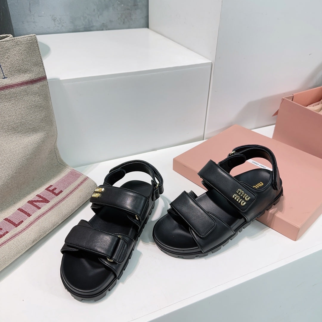 Sandals Black Sheepskin With Stylized Straps - 35