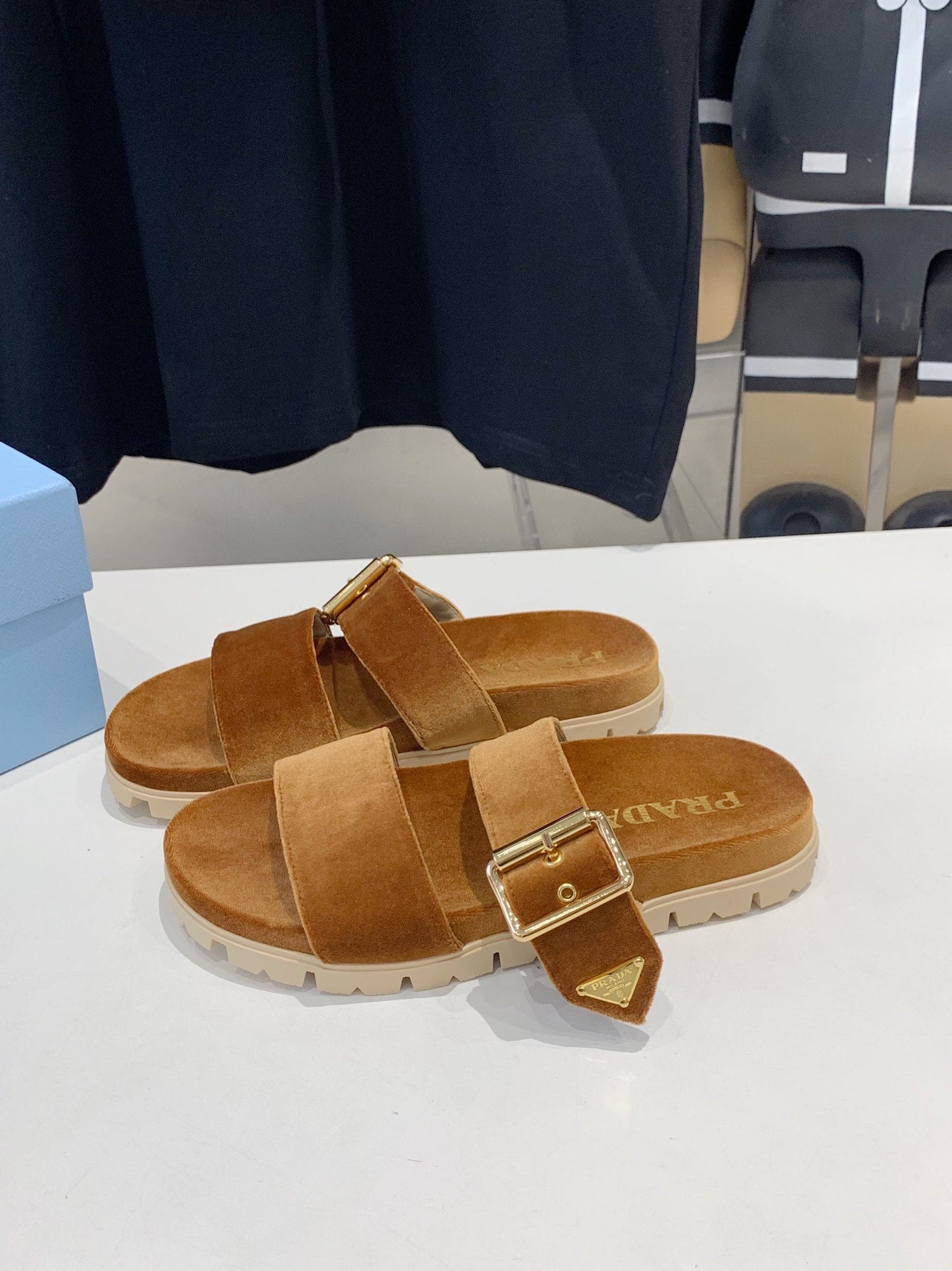 PRA SLIDES SANDALS CAMEL VELVET - 35