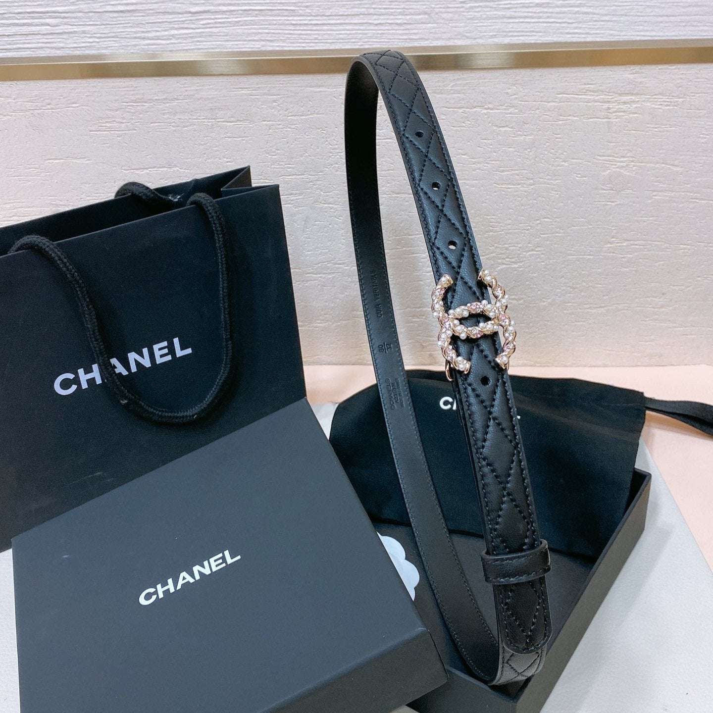 CC BELT 20MM IN BLACK EMBROIDERED CALFSKIN GOLD HARDWARE ATTACH PEARLS - 30