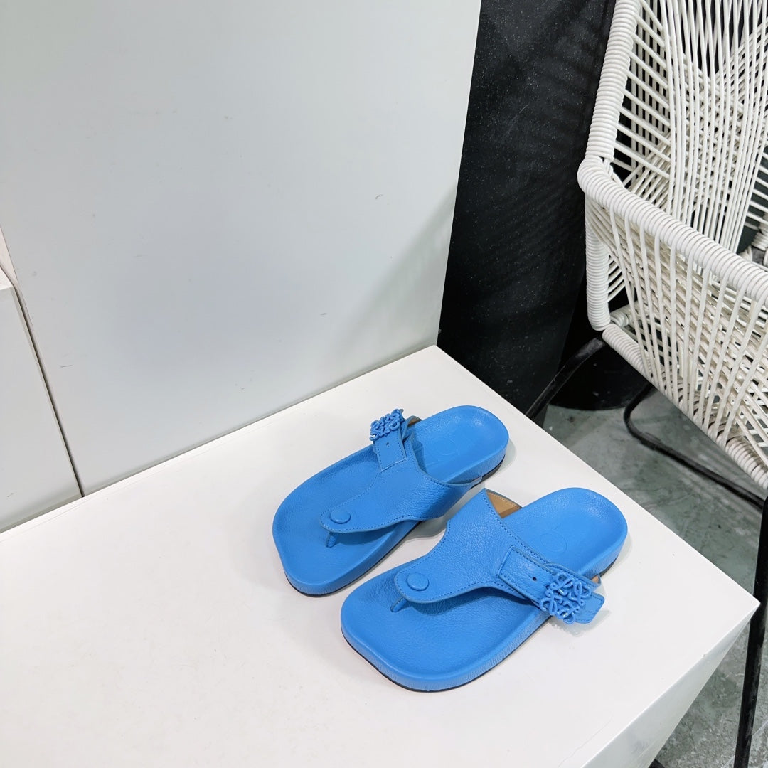 LW THONG SANDALS TRUE BLUE CALFSKIN - 35