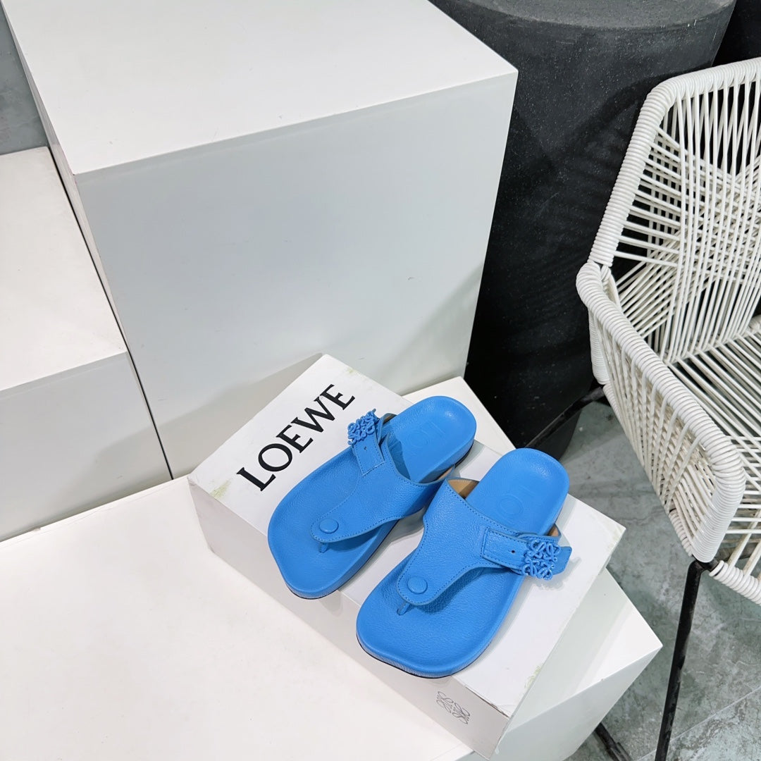 LW THONG SANDALS TRUE BLUE CALFSKIN - 35