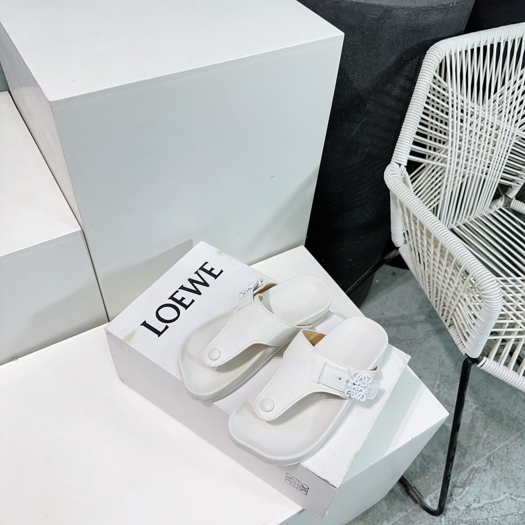 LW THONG SANDALS WHITE CALFSKIN - 35