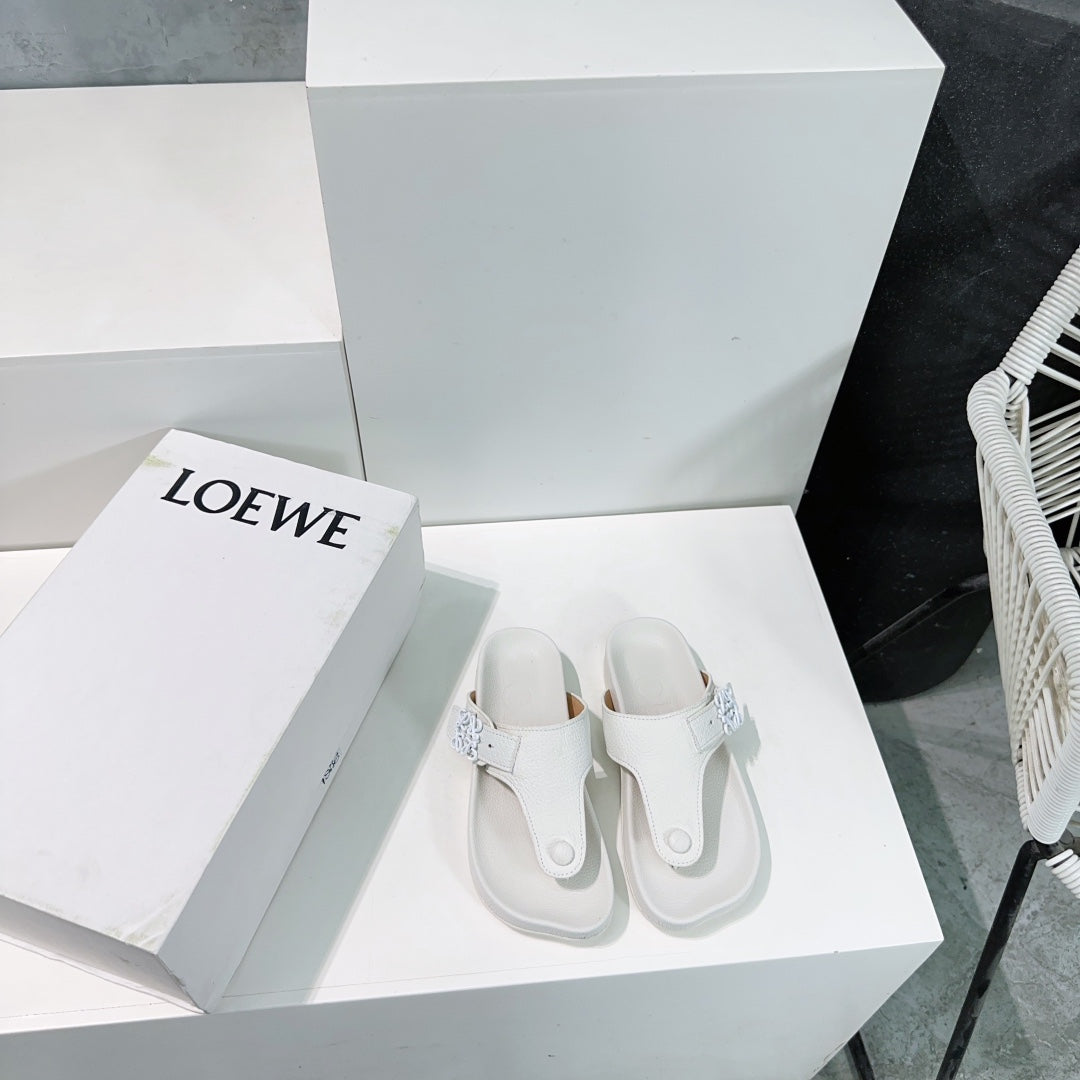 LW THONG SANDALS WHITE CALFSKIN - 35
