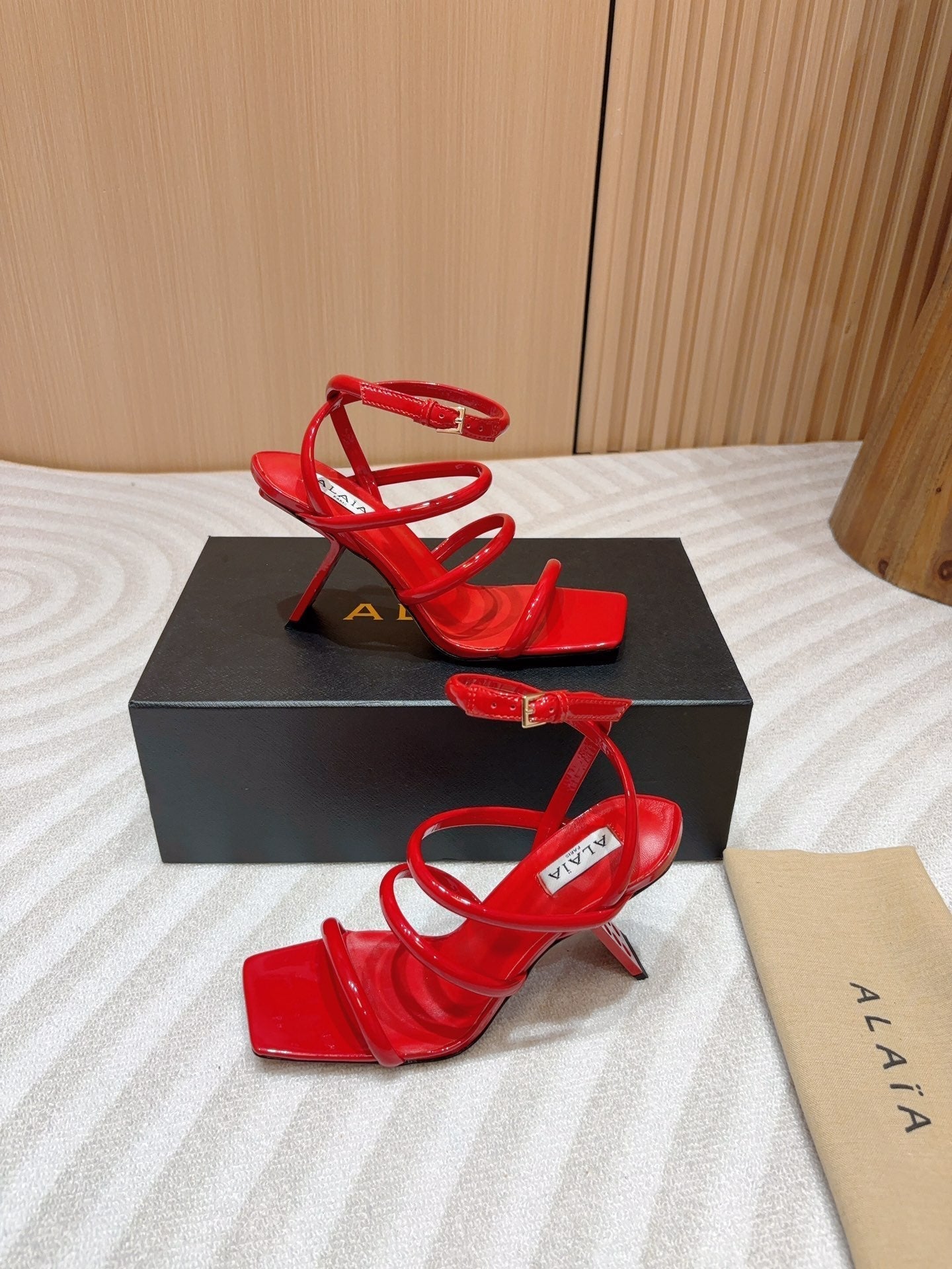 ALAIA THREE-STRAPS HIGH HEEL SANDALS IN CHERRY RED PATENT LAMBSKIN - 35