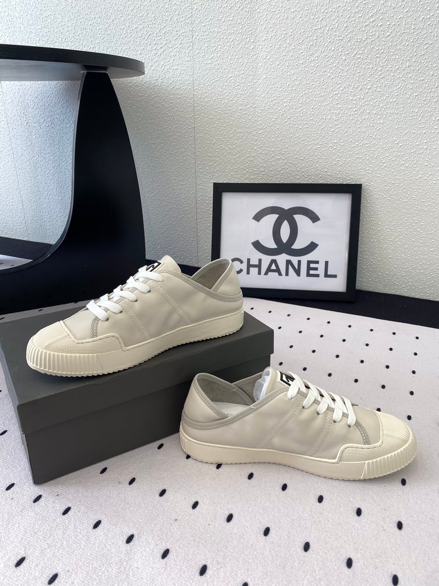 CASUAL SHOES IN GREY LAMBSKIN - 35