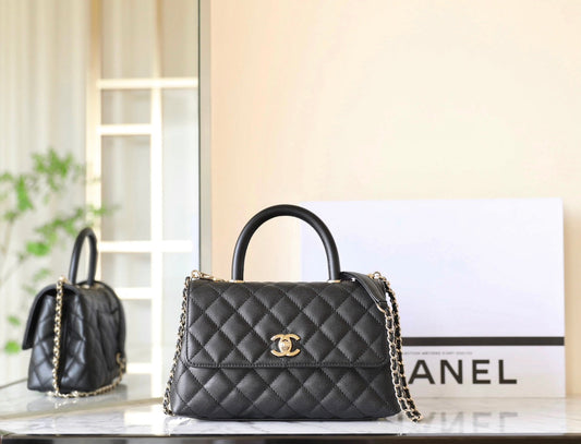 СУМКА CHANEL FLAP BAG 25S, 24 СМ, ЧОРНА ШКІРА ЯГНЯТИ ІЗ ЗОЛОТИСТОЮ ФУРНІТУРОЮ
