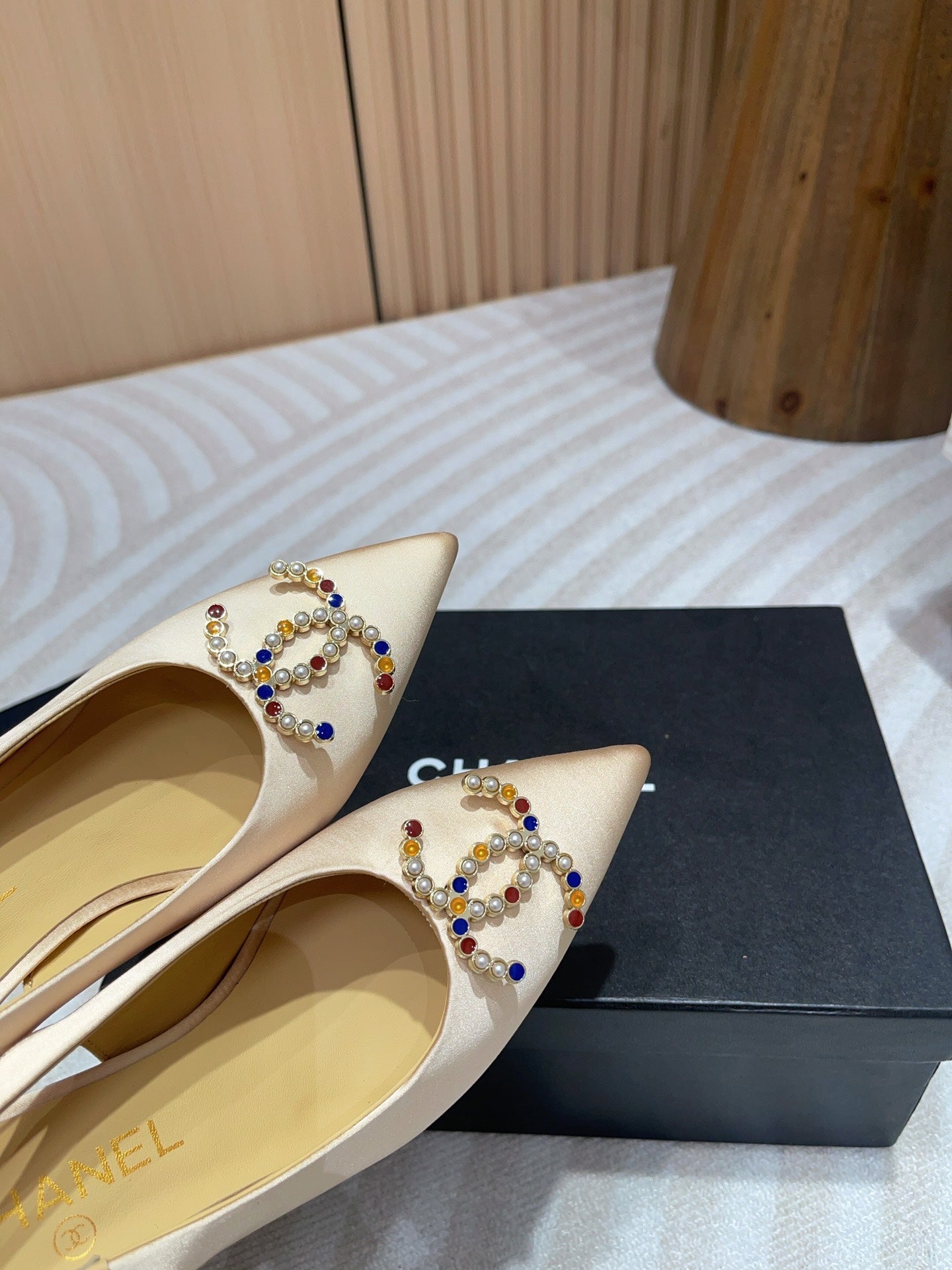 CC HIGH SLINGBACKS BEIGE CREAM SATIN AND LAMBSKIN - 35