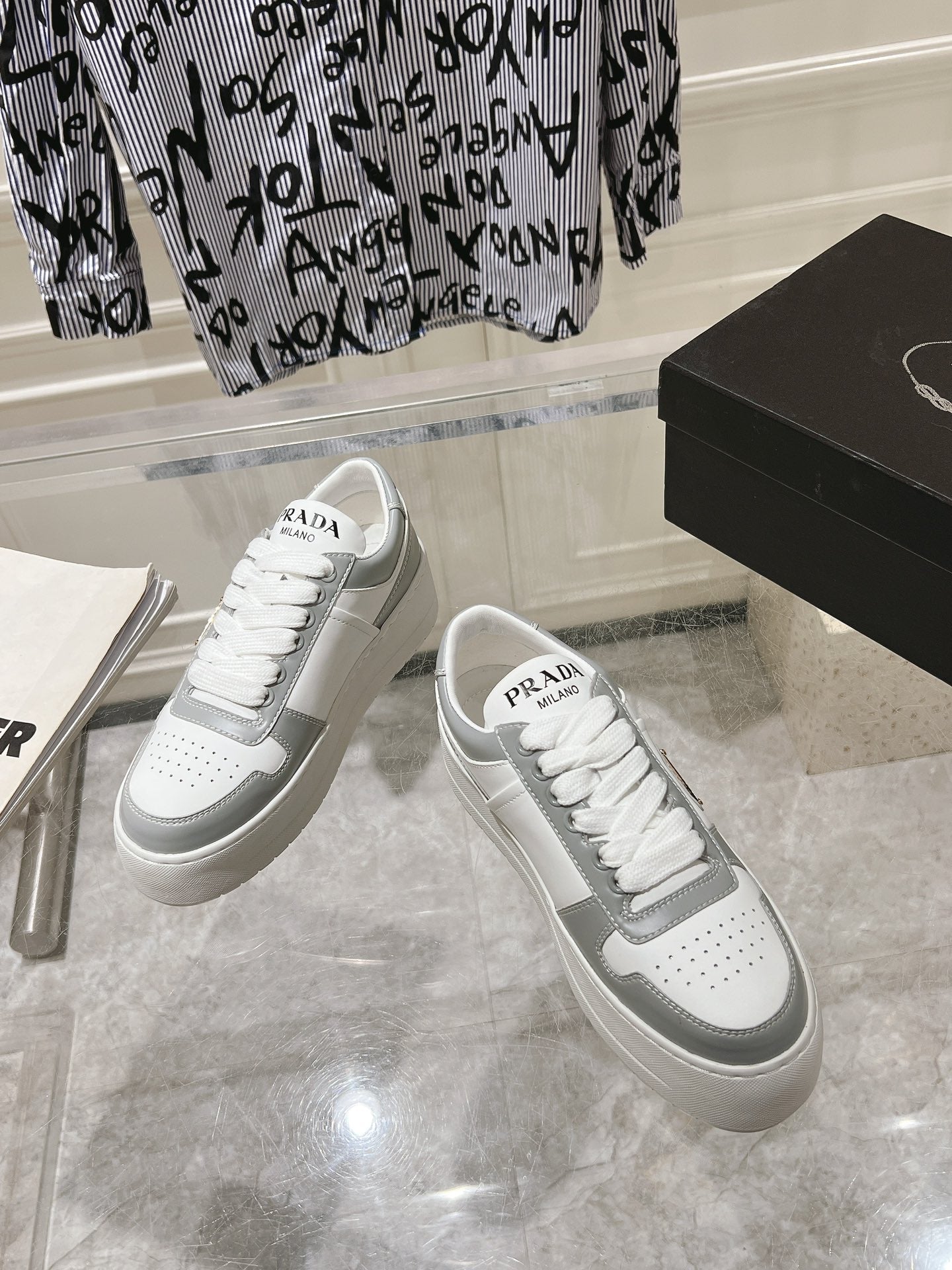 PRA DOWNTOWN BOLD SNEAKERS WHITE AND LIGHT GRAY CALFSKIN - 35