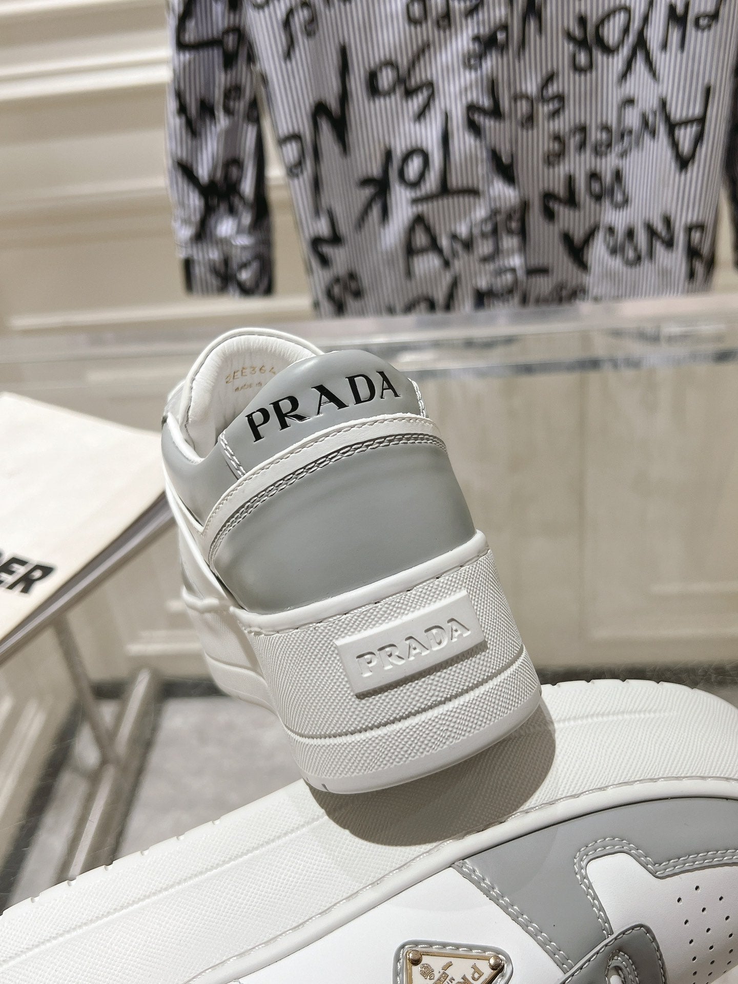 PRA DOWNTOWN BOLD SNEAKERS WHITE AND LIGHT GRAY CALFSKIN - 35