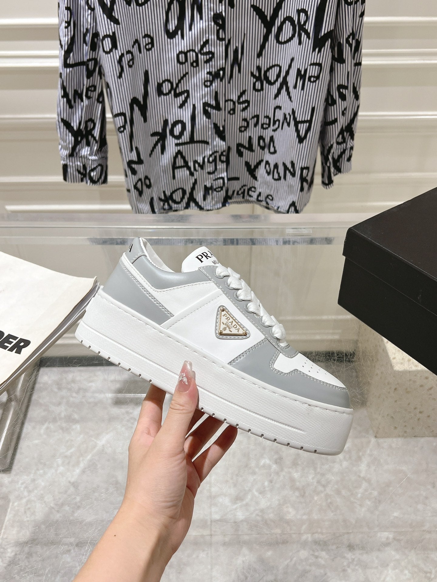 PRA DOWNTOWN BOLD SNEAKERS WHITE AND LIGHT GRAY CALFSKIN - 35