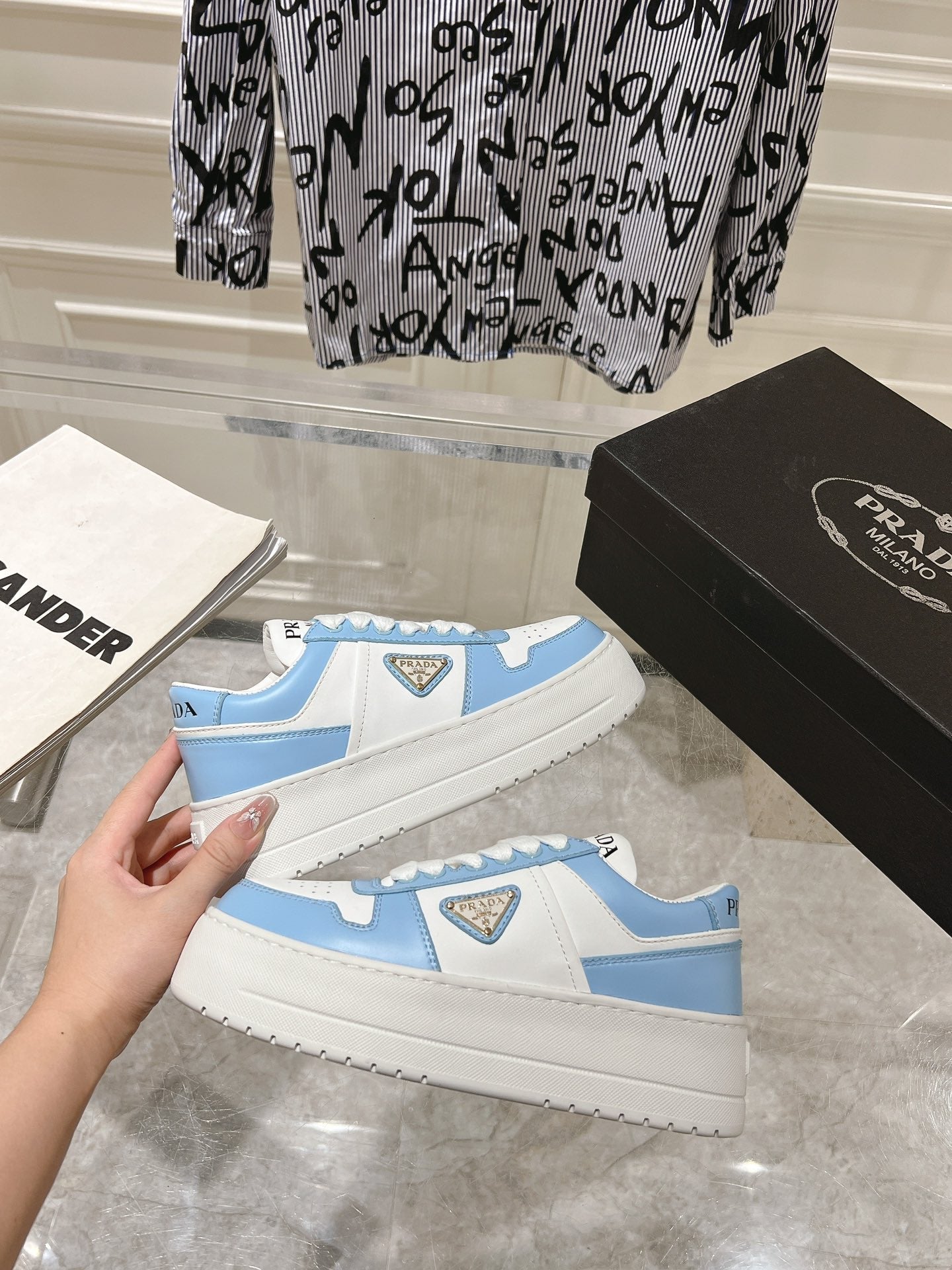 PRA DOWNTOWN BOLD SNEAKERS WHITE AND SKY CALFSKIN - 35