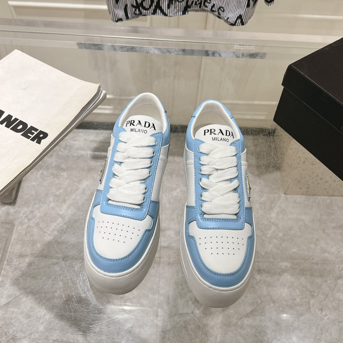 PRA DOWNTOWN BOLD SNEAKERS WHITE AND SKY CALFSKIN - 35