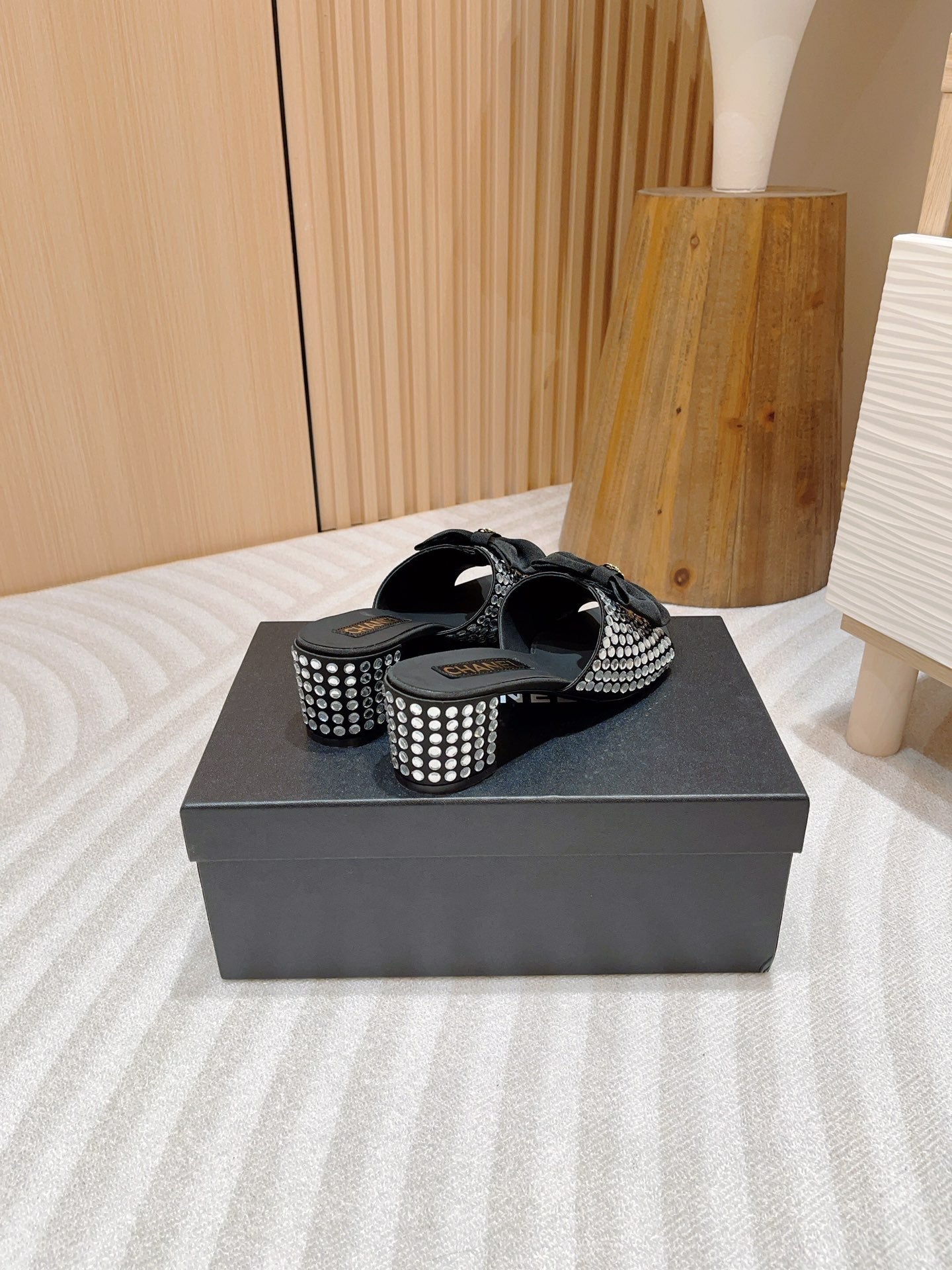CC HIGH HEEL BLACK SATIN WITH WHITE RHINESTONES - 35