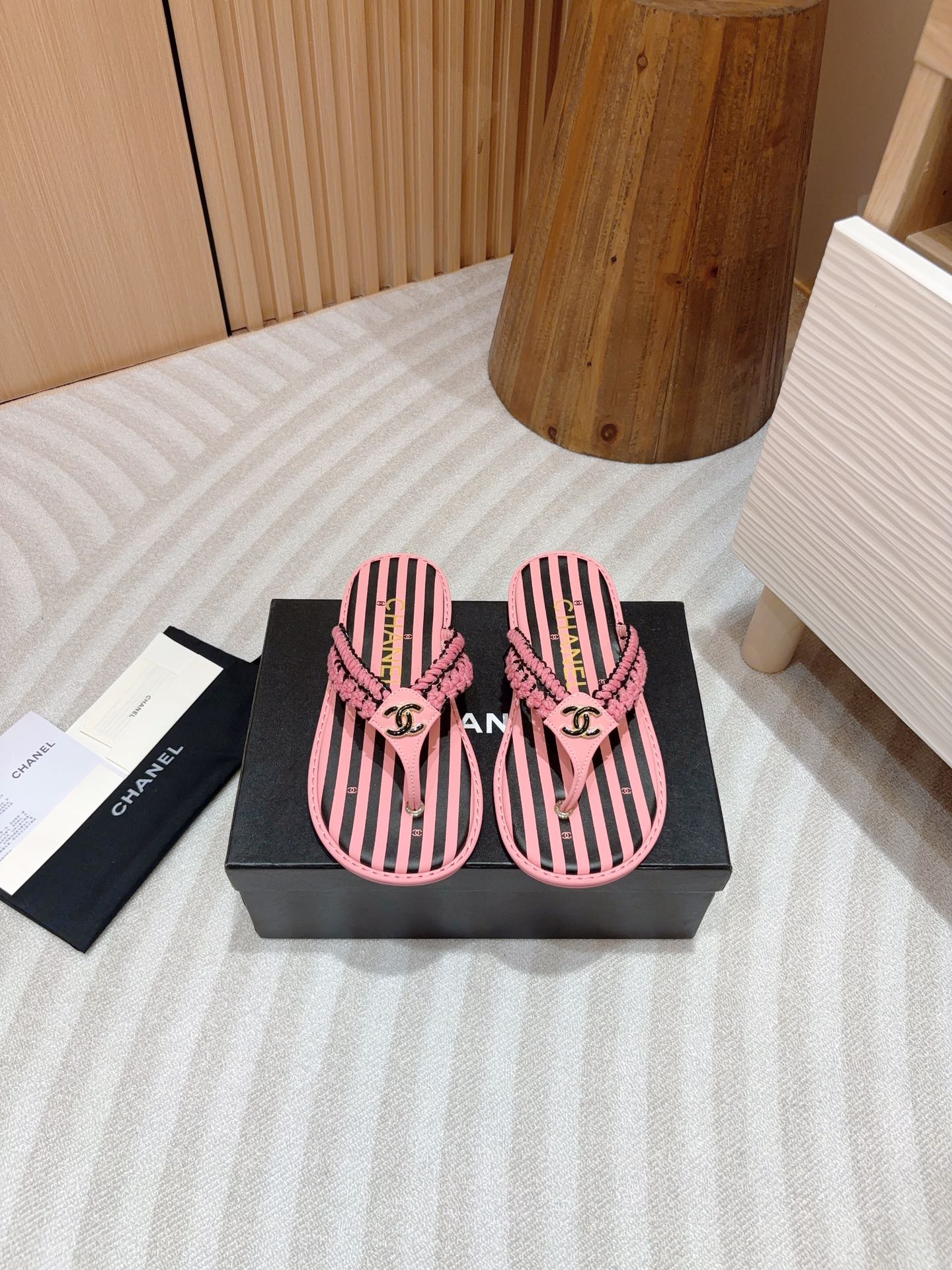 CC WOVEN FLIP FLOP BLACK MIX PINK SHEEPSKIN - 35