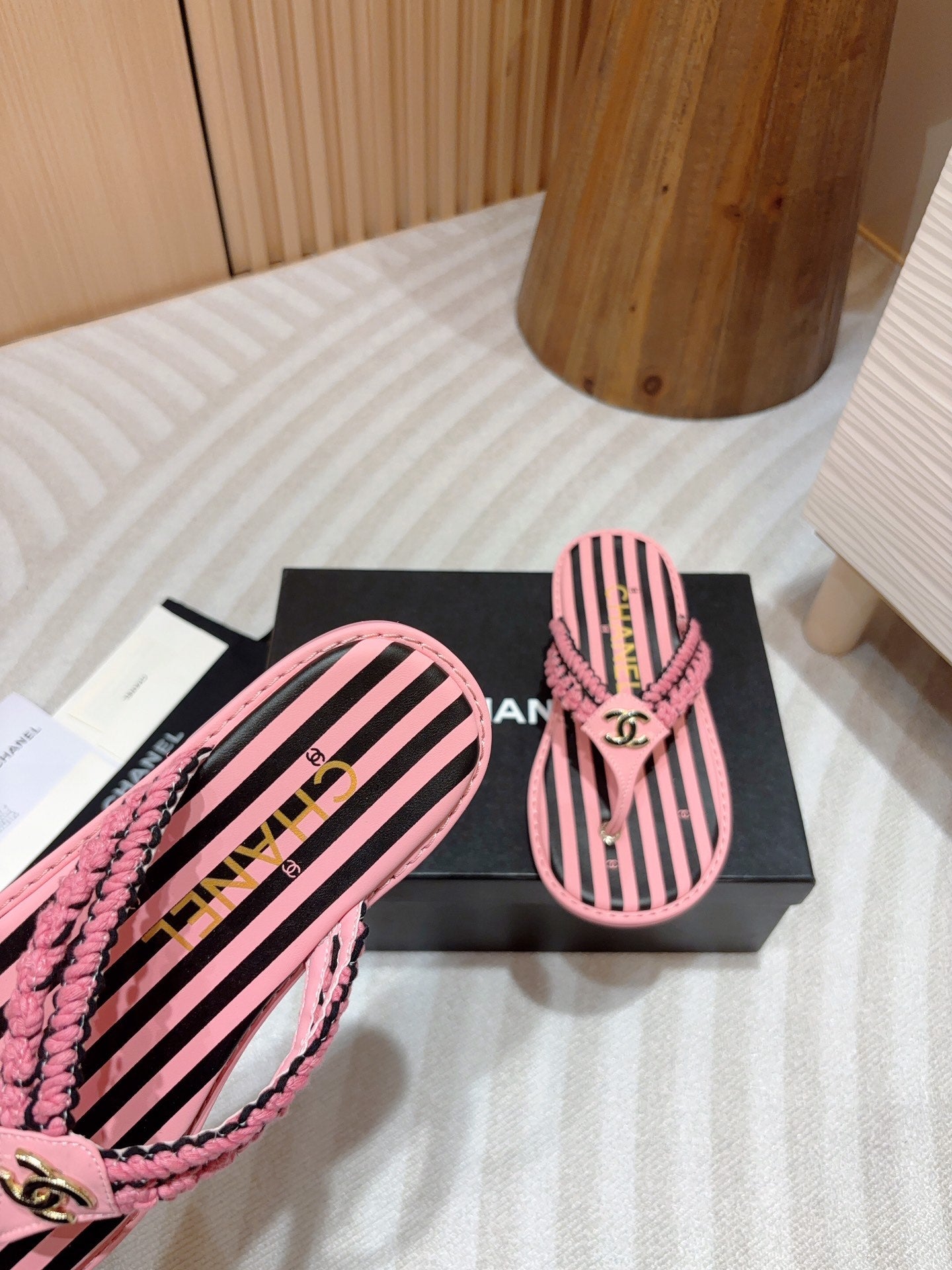CC WOVEN FLIP FLOP BLACK MIX PINK SHEEPSKIN - 35