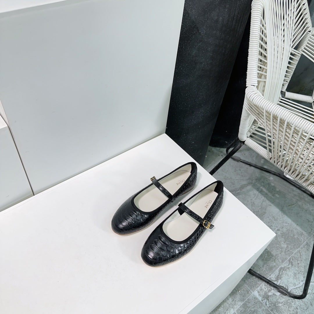 BALLET FLAT IN BLACK EMBOSSED CALFSKIN - 35