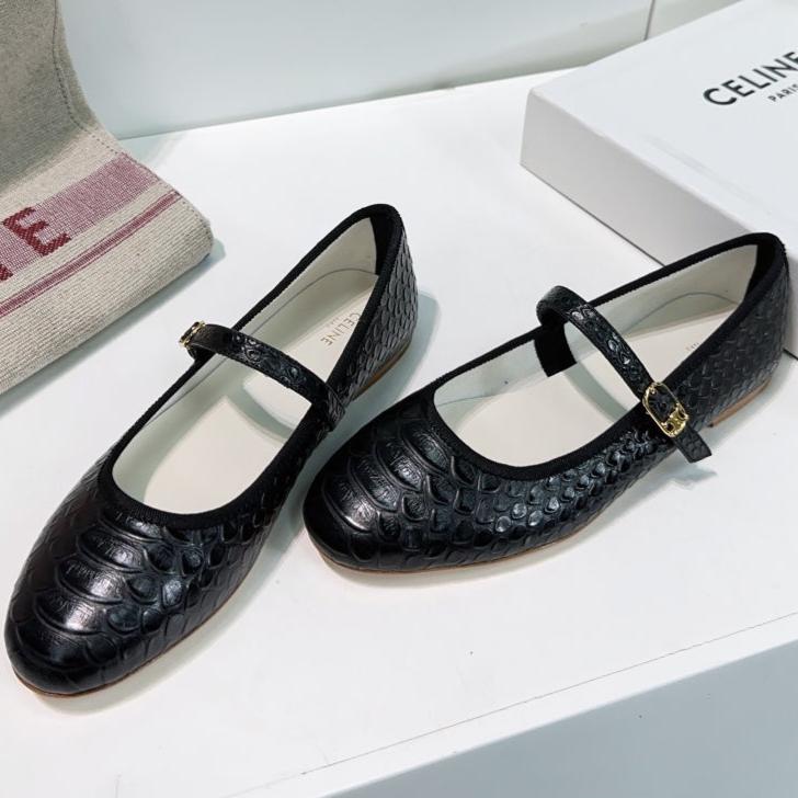 BALLET FLAT IN BLACK EMBOSSED CALFSKIN - 35