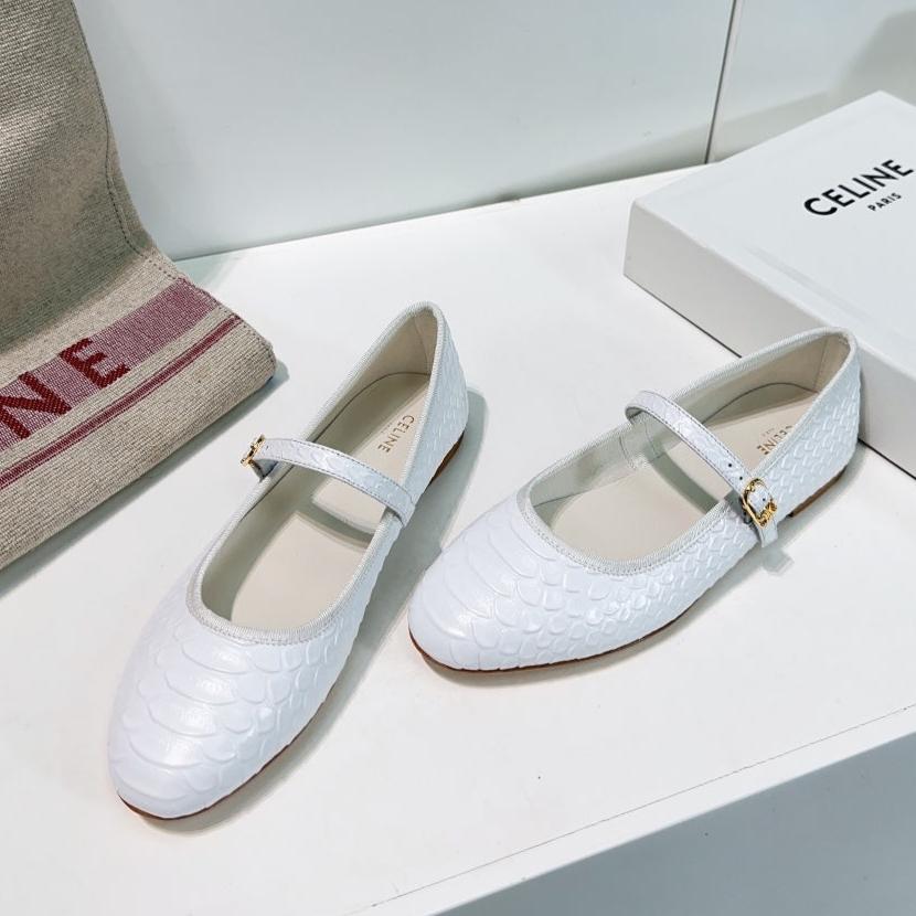 BALLET FLAT IN WHITE EMBOSSED CALFSKIN - 35