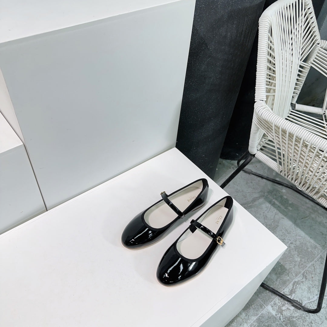 BALLET FLAT IN BLACK CALFSKIN - 35